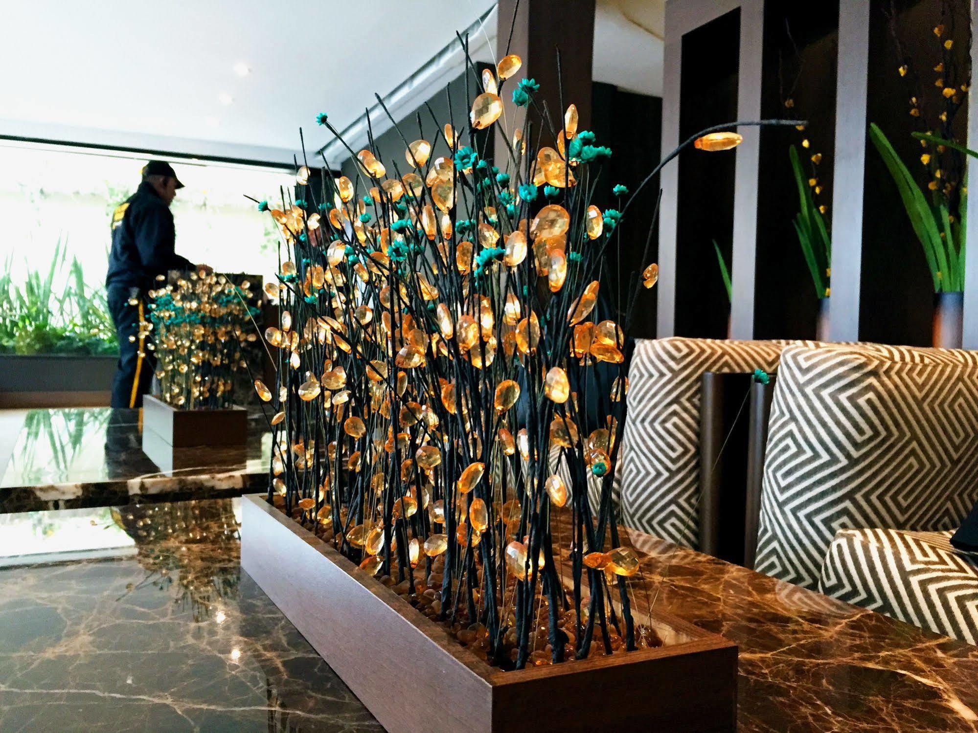 Hotel Lugano Suites Bogota Bagian luar foto
