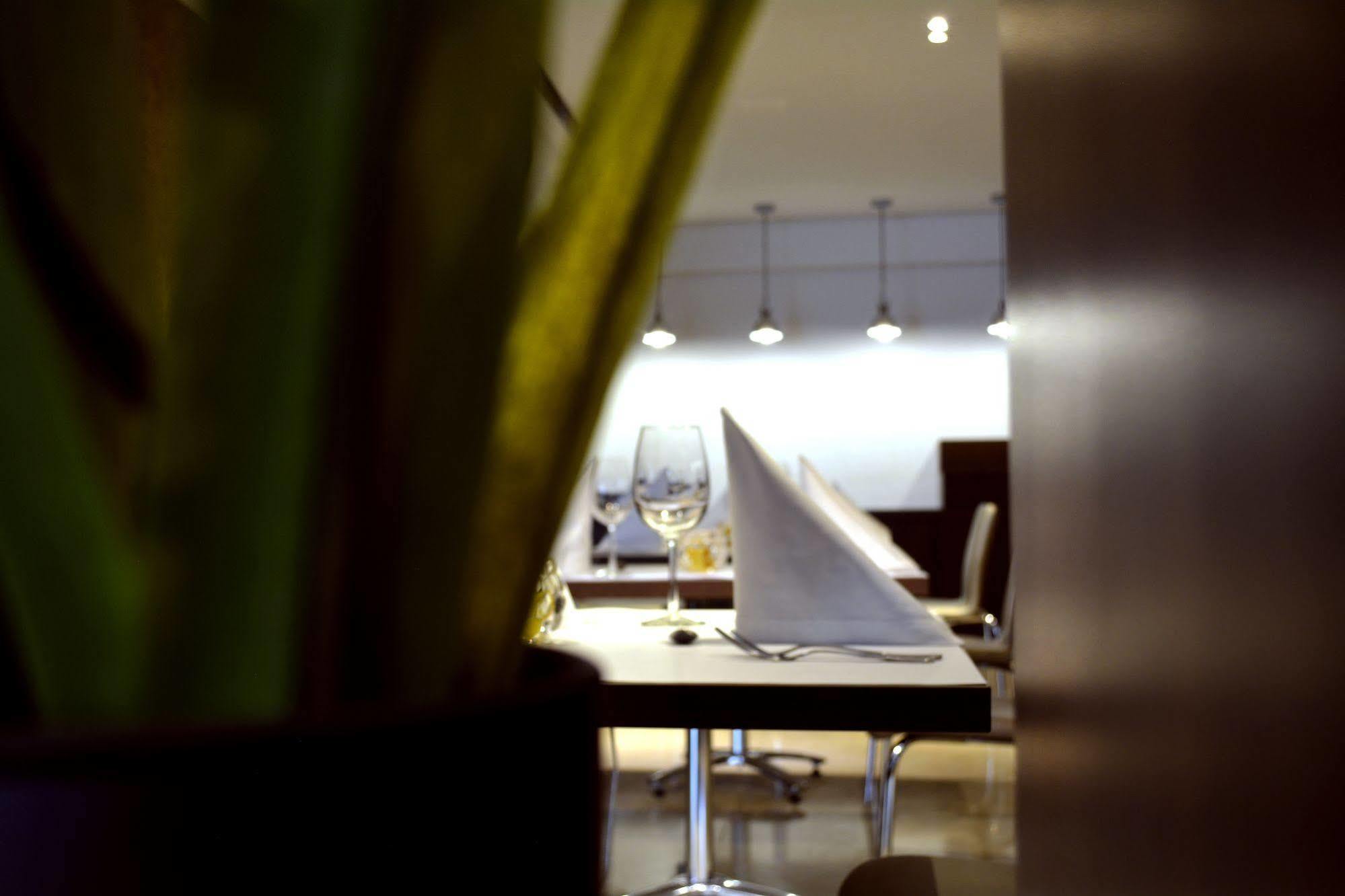 Hotel Lugano Suites Bogota Bagian luar foto